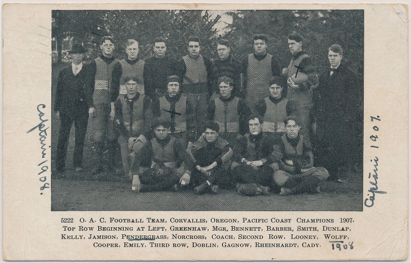 The 1907 Oregon Agricultural football team.